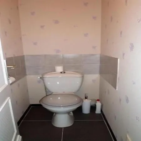 Hyper Centre - Proche Plage Et Commerces - T3 De 63m2 Avec Balcon Et Parking Apartman *